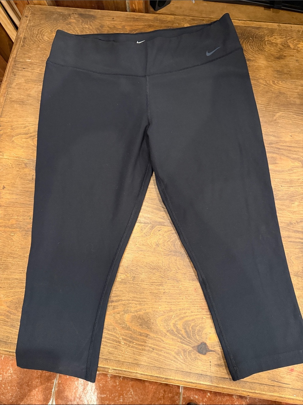 Nike Black Mid-Rise Cropped Workout Leggings Sz XL Dri Fit